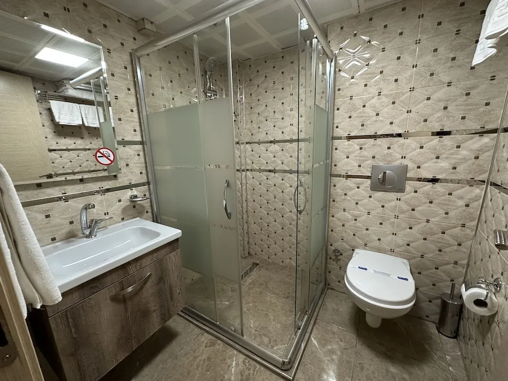 Family Üç Kişilik Oda, Birden Çok Yatak, Sigara İçilmez, Şehir Manzaralı