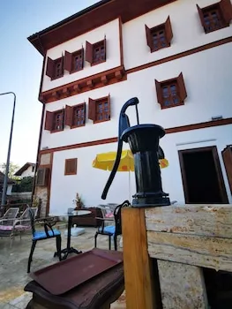KOLAĞASI KONAK