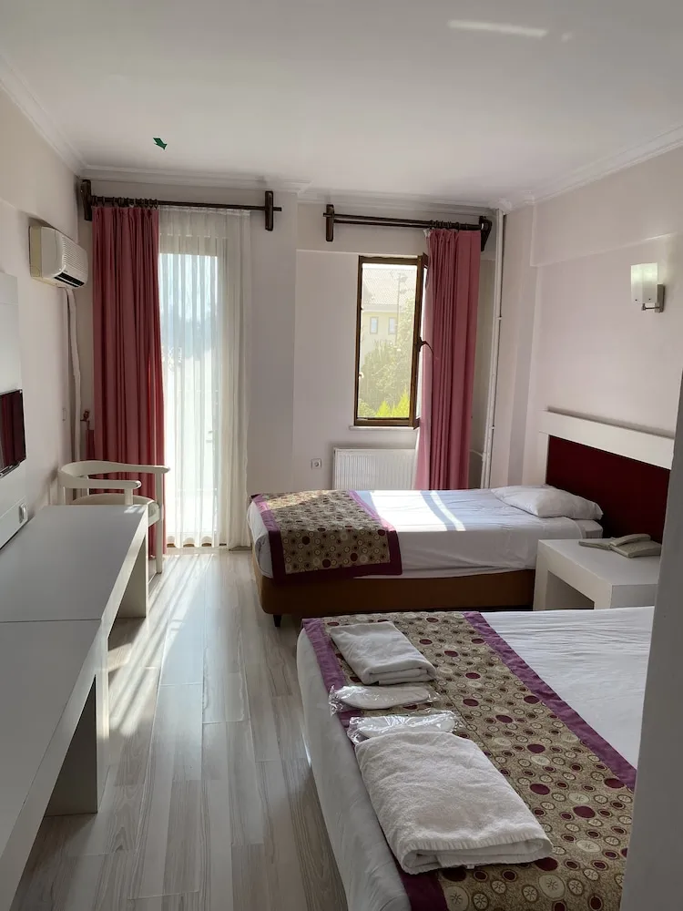 Halıcı Termal Otel