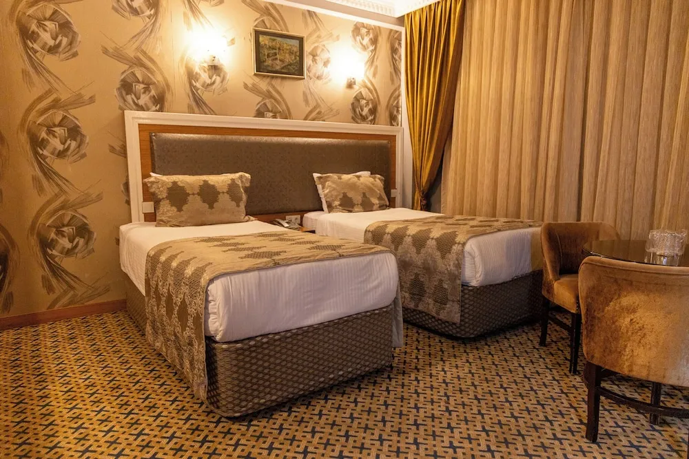 Deluxe Dört Kişilik Oda
