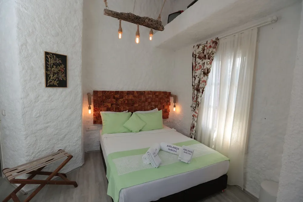 Deluxe Oda, Balkon, Bahçe Manzaralı