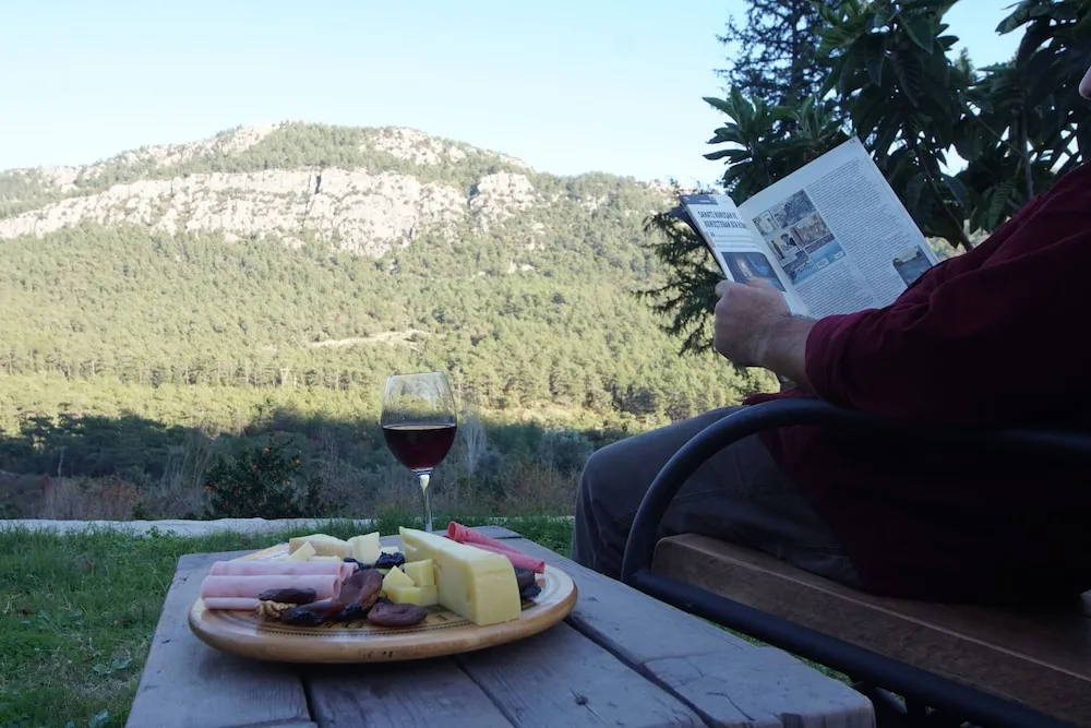 Economy Dört Kişilik Oda, Veranda, Bahçe Manzaralı