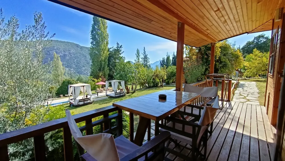 Superior Bungalov, Dağ Manzaralı, Bahçeli