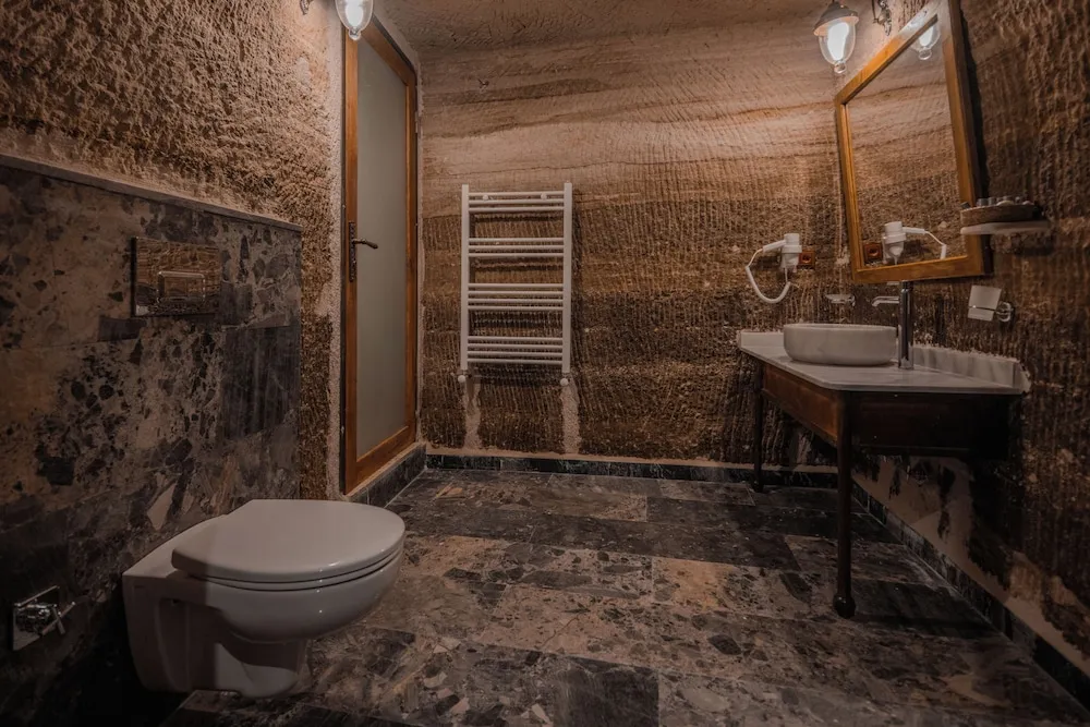 Double Stone Room