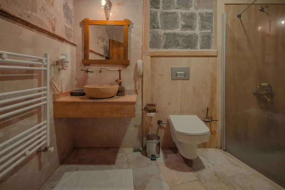 Double Stone Room