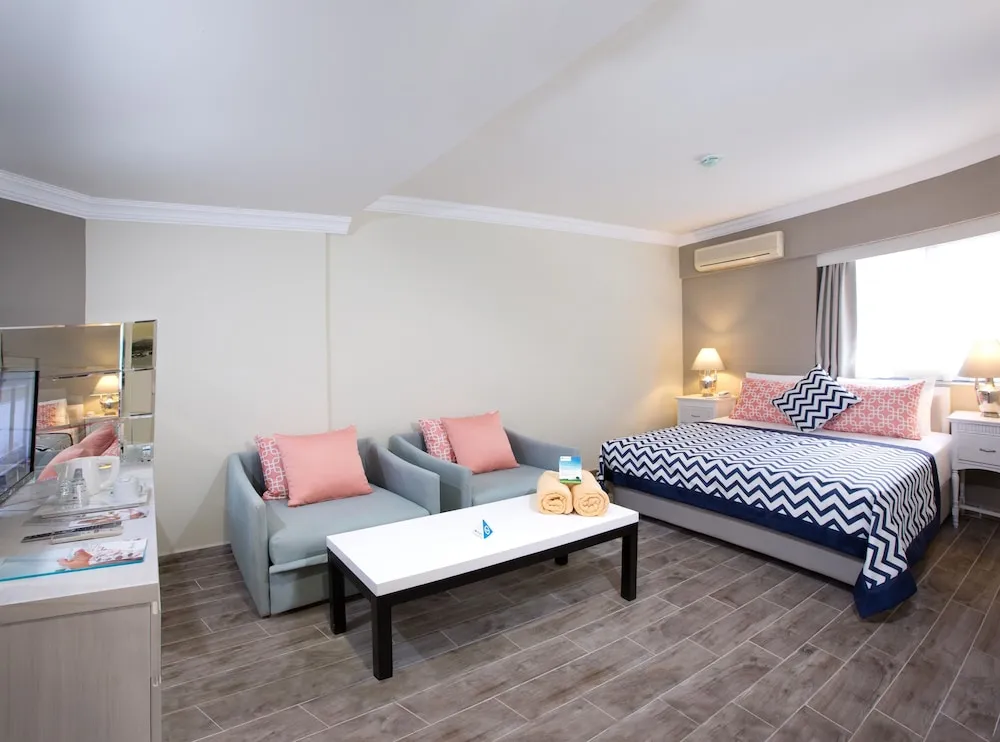 Economy Suite
