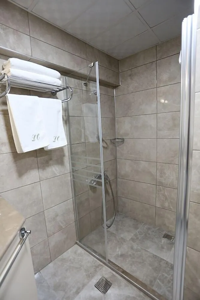 Standard Üç Kişilik Oda, 3 Tek Kişilik Yatak