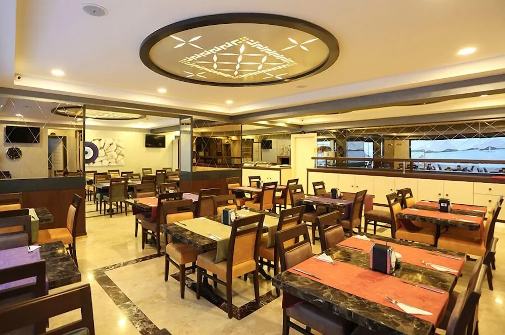 Kahvaltı alanı