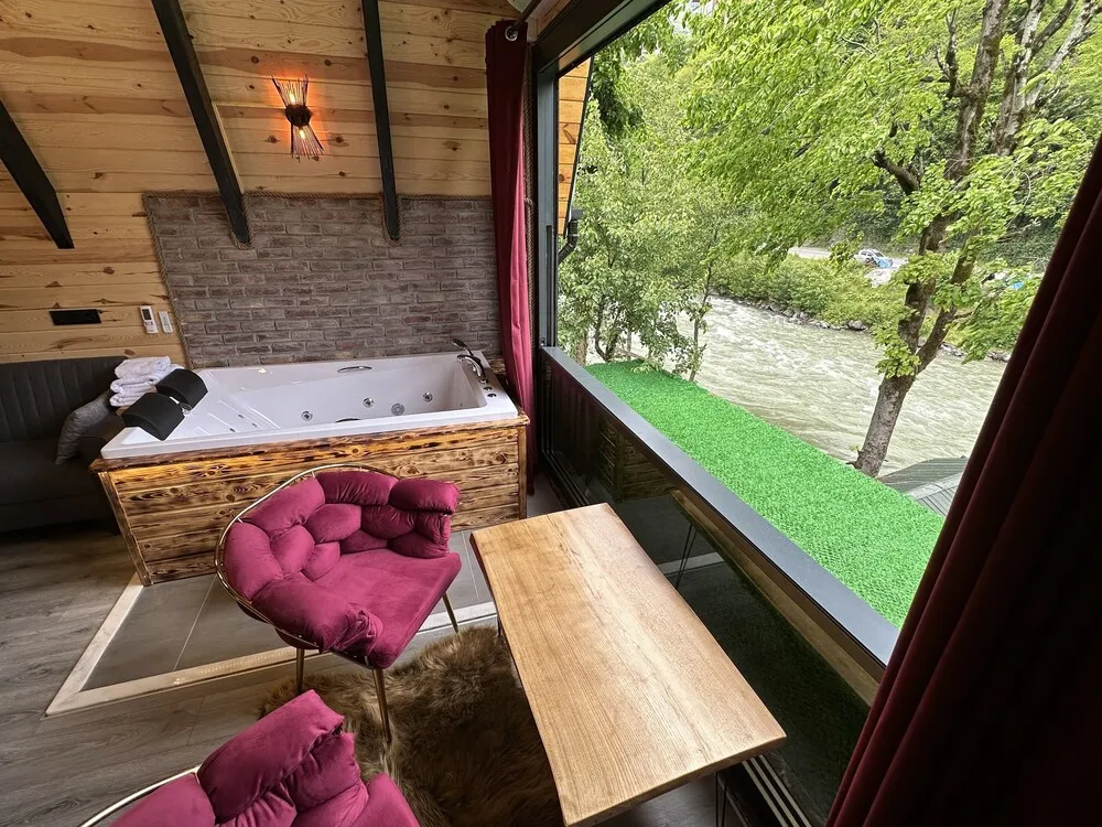 Comfort Süit, Sıcak Su Küveti, Nehir Manzaralı