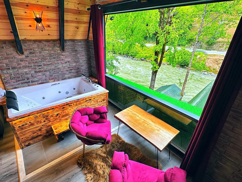 Comfort Süit, Sıcak Su Küveti, Nehir Manzaralı