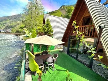 Tabiat Bungalows