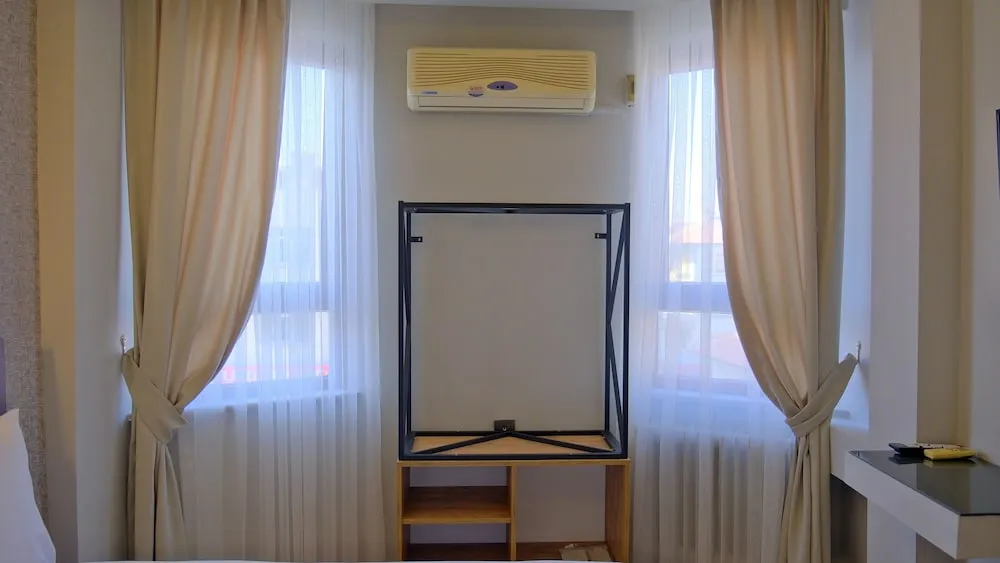 Family Tek Büyük veya İki Ayrı Yataklı Oda