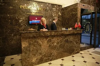 Pelican House Hotel