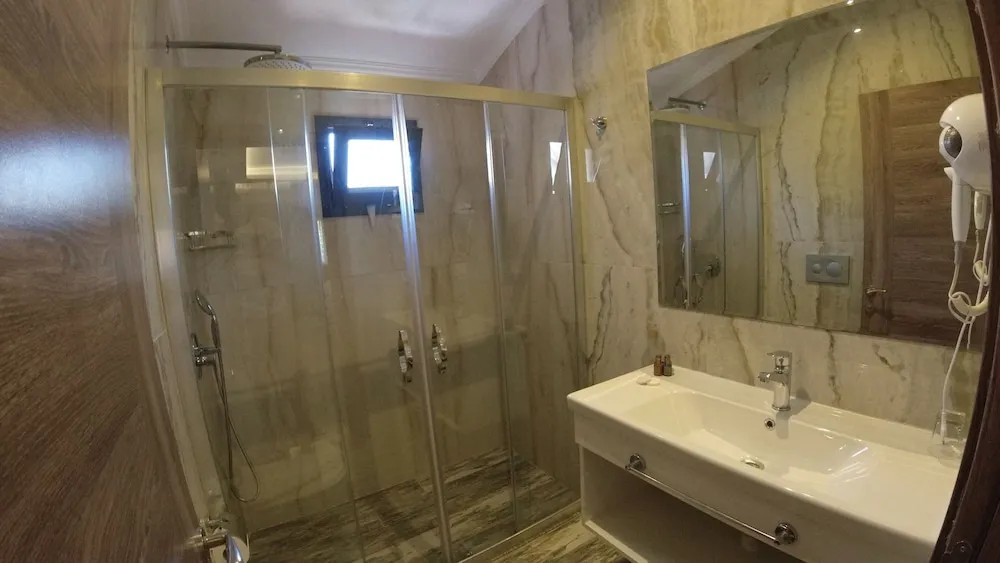 Basic Dört Kişilik Oda