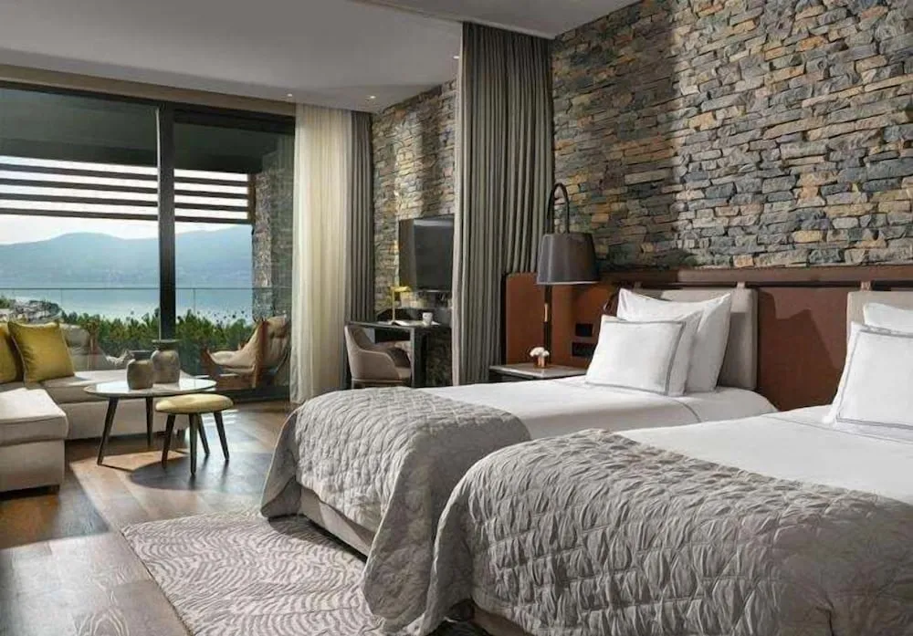 Deluxe Oda, Kısmi Deniz Manzaralı