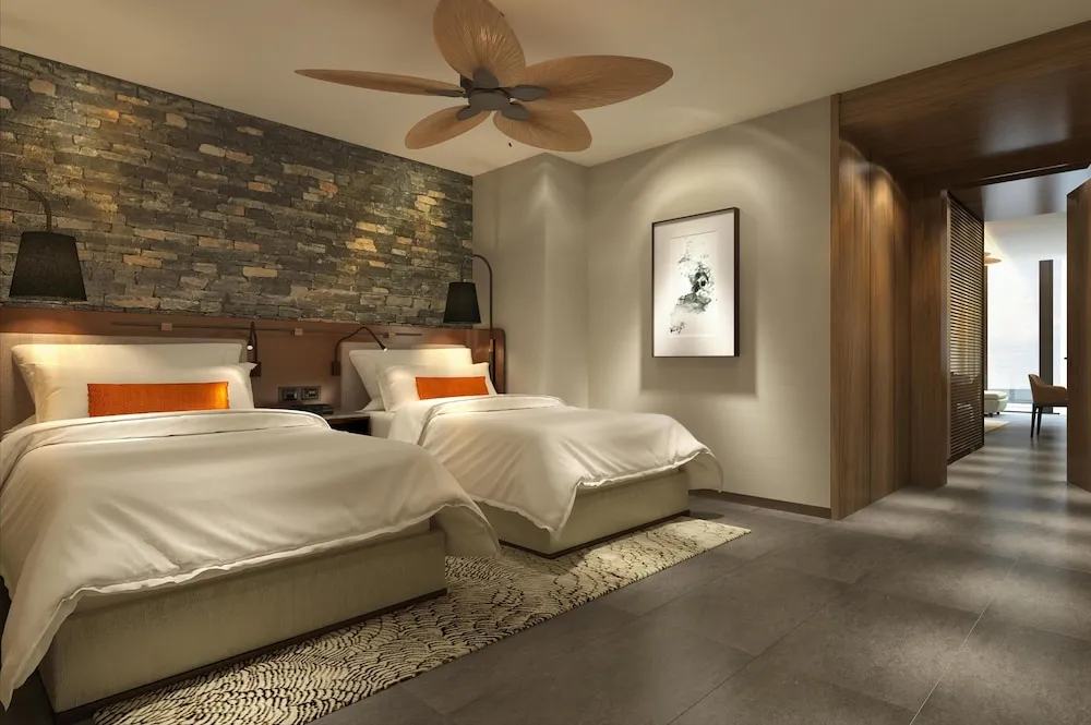 Family Corner Suite Sea View