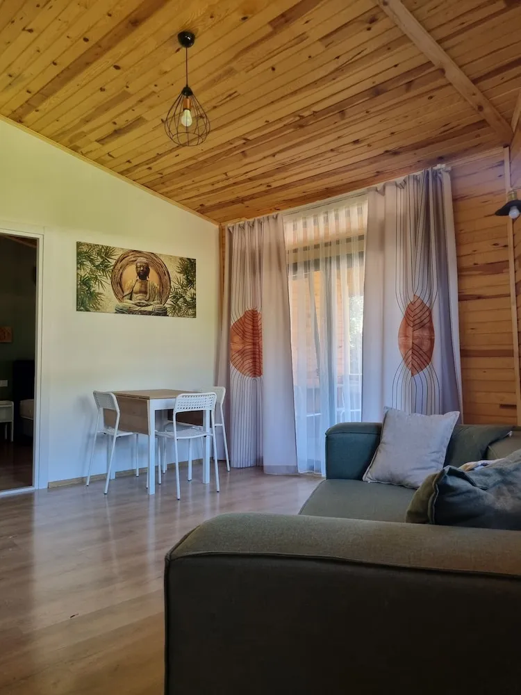 Deluxe Apart Daire