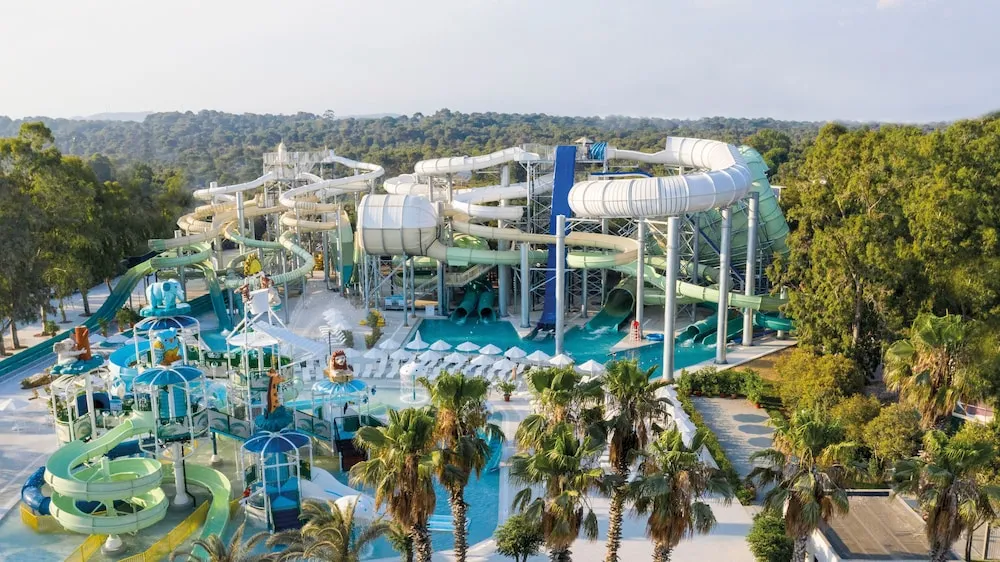 Paloma Perissia - Her Şey Dâhil