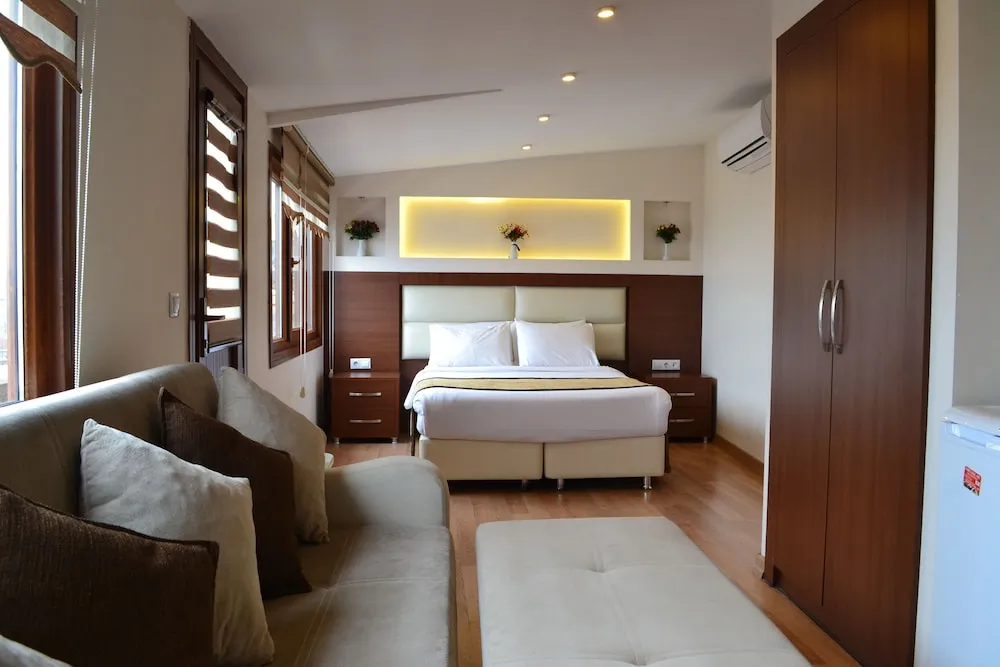 Deluxe Üç Kişilik Oda, Deniz Manzaralı