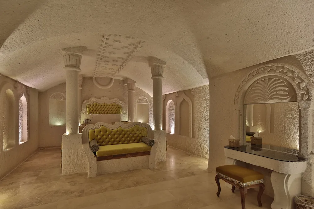 Honeymoon Süit (Romance Cave)