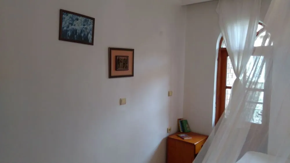 Süit, 1 Çift Kişilik Yatak ve Çekyat, Sigara İçilmez, Balkon