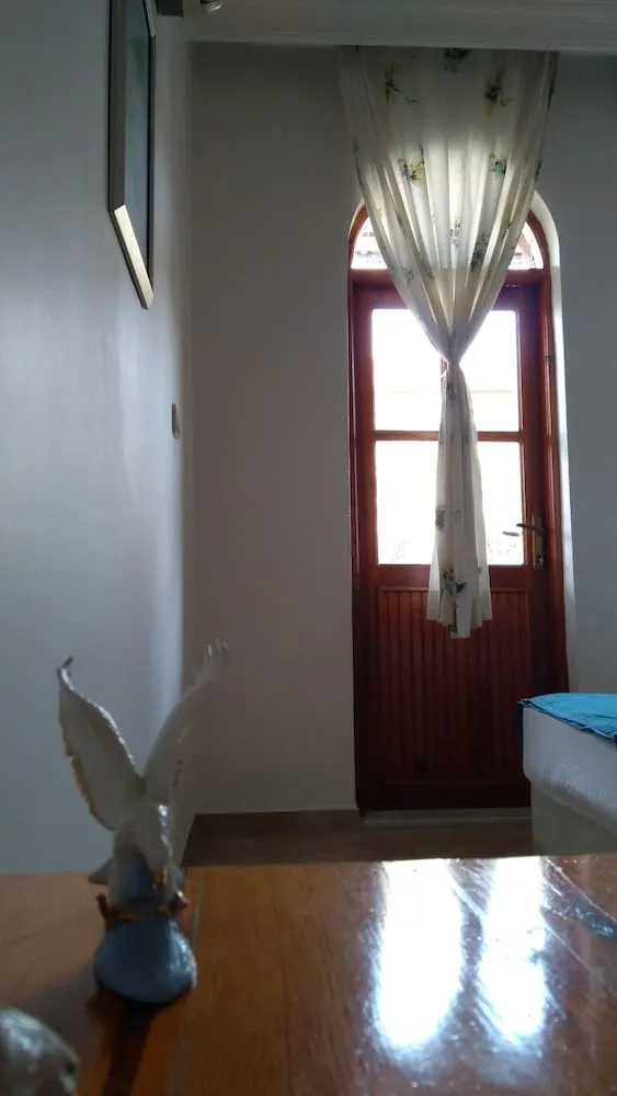 Süit, 1 Çift Kişilik Yatak ve Çekyat, Sigara İçilmez, Balkon