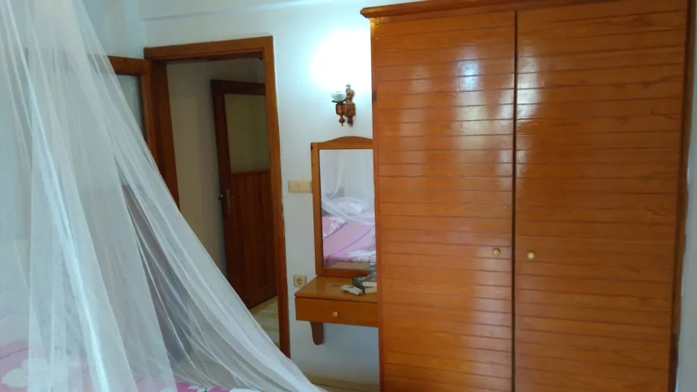 Süit, 1 Çift Kişilik Yatak ve Çekyat, Sigara İçilmez, Balkon