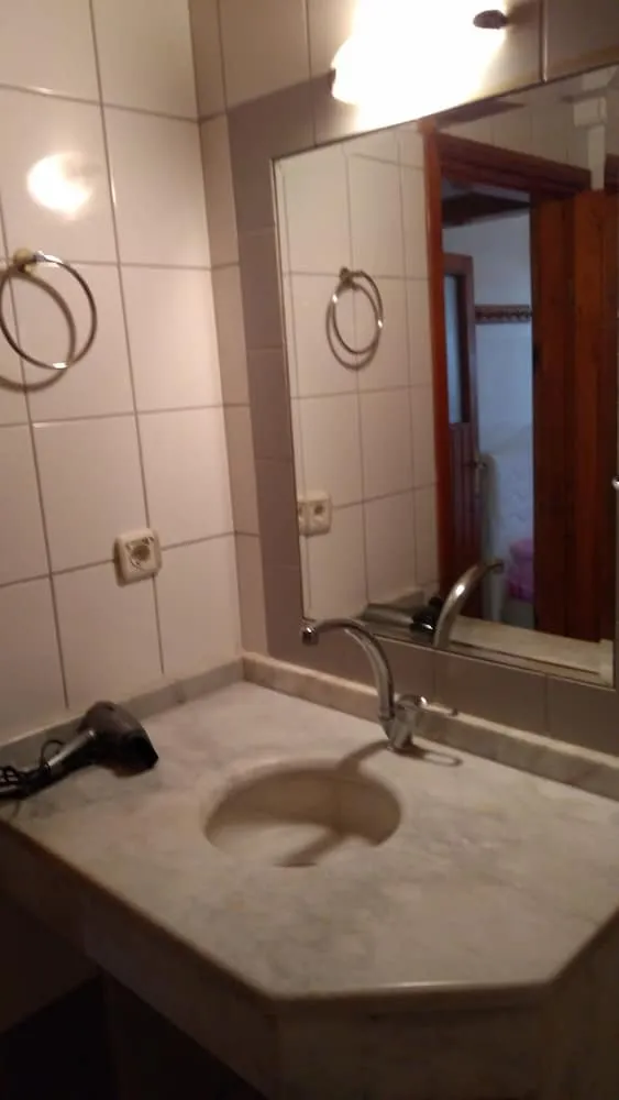 Süit, 1 Çift Kişilik Yatak ve Çekyat, Sigara İçilmez, Balkon