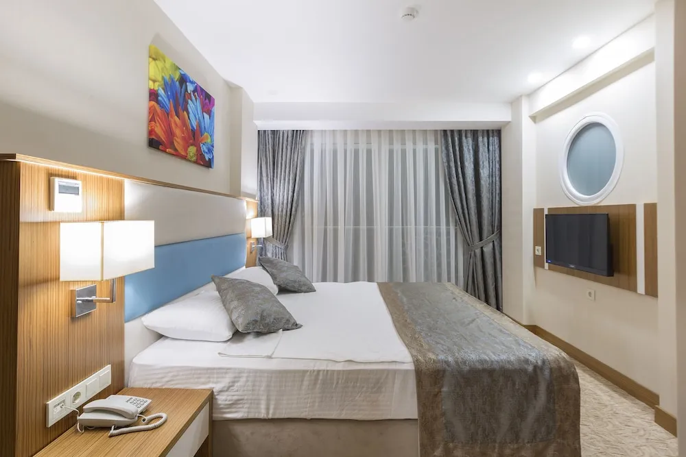 Mountain View Room