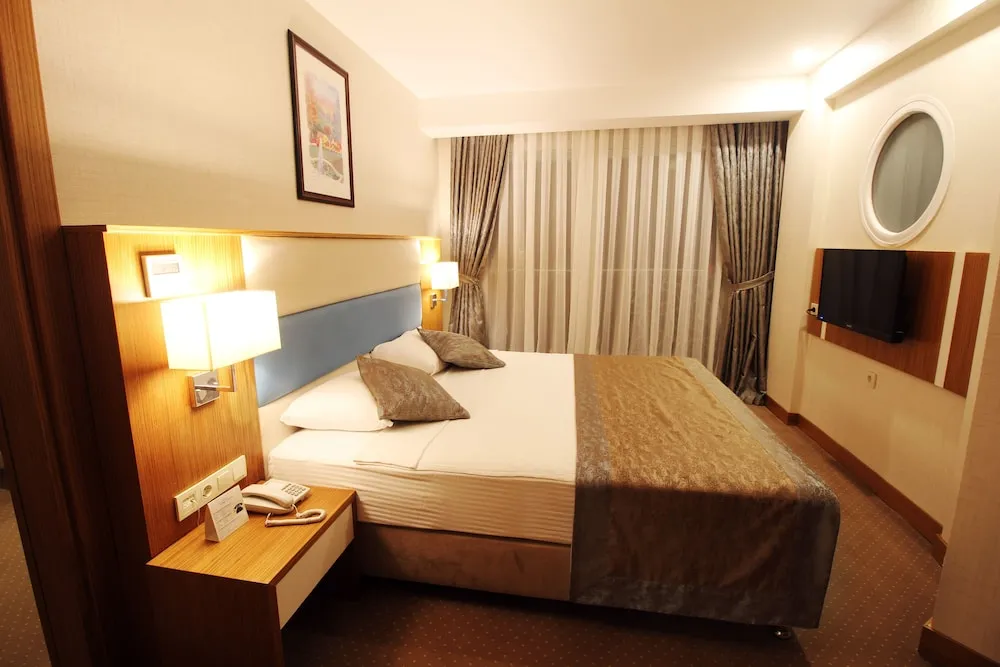 Mountain View Room