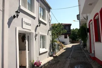 Casa De Vagos Bozcaada