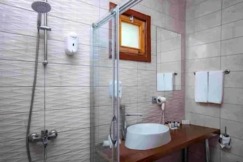 Risus Beach Resort Hotel