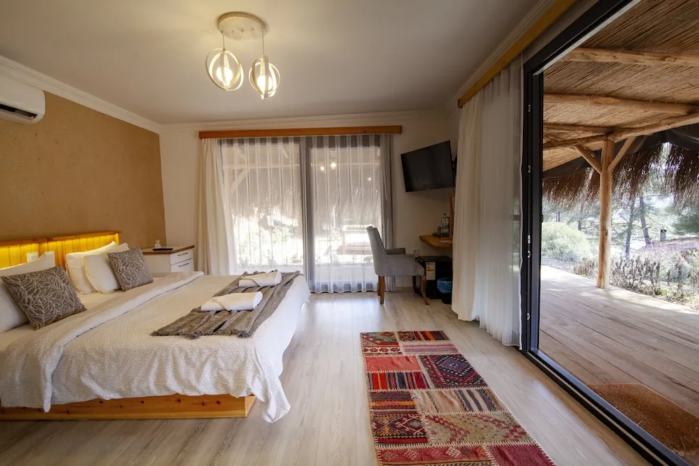 Elite Kulübe, 1 Yatak Odası, Veranda, Bahçeli