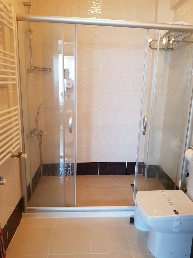 Superior Tek Büyük Yataklı Oda, 1 Çift Kişilik Yatak, Balkon, Deniz Manzaralı