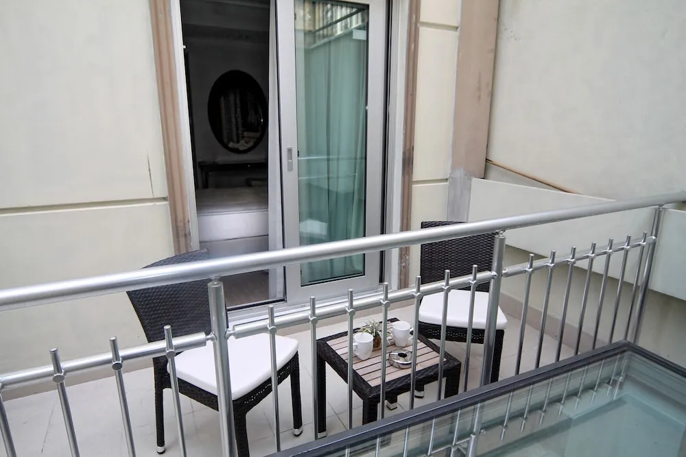 Standard Tek Büyük Yataklı Oda, Balkon