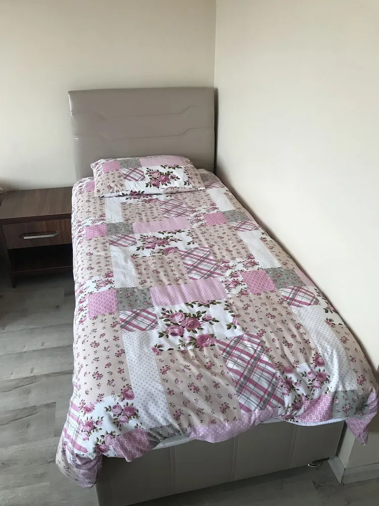 Basic Süit, 1 Tek Kişilik Yatak