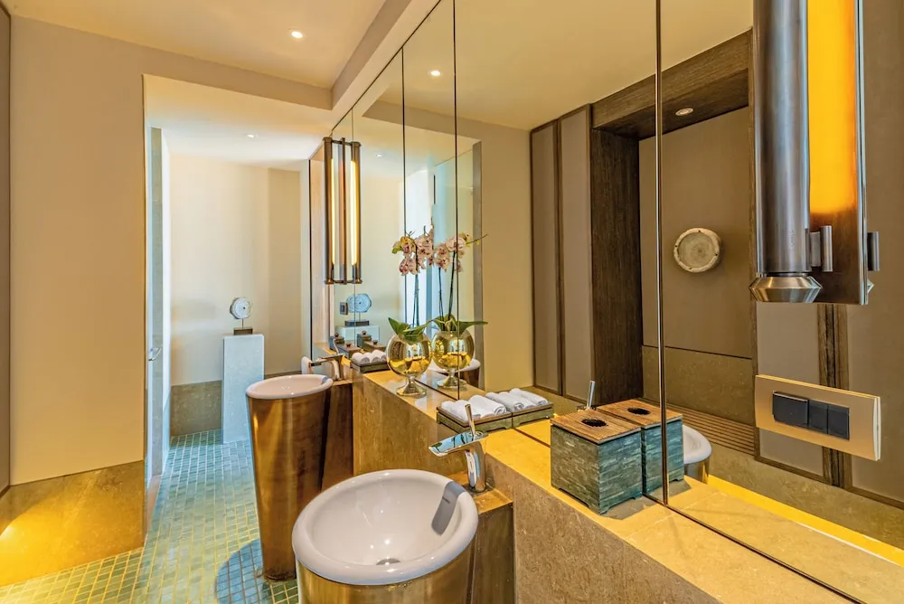 Cabana Suite
