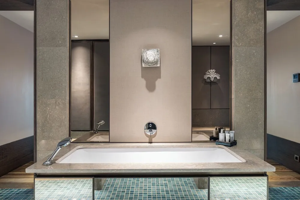 Cabana Suite Grand