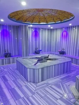 Grand Aga Hotel