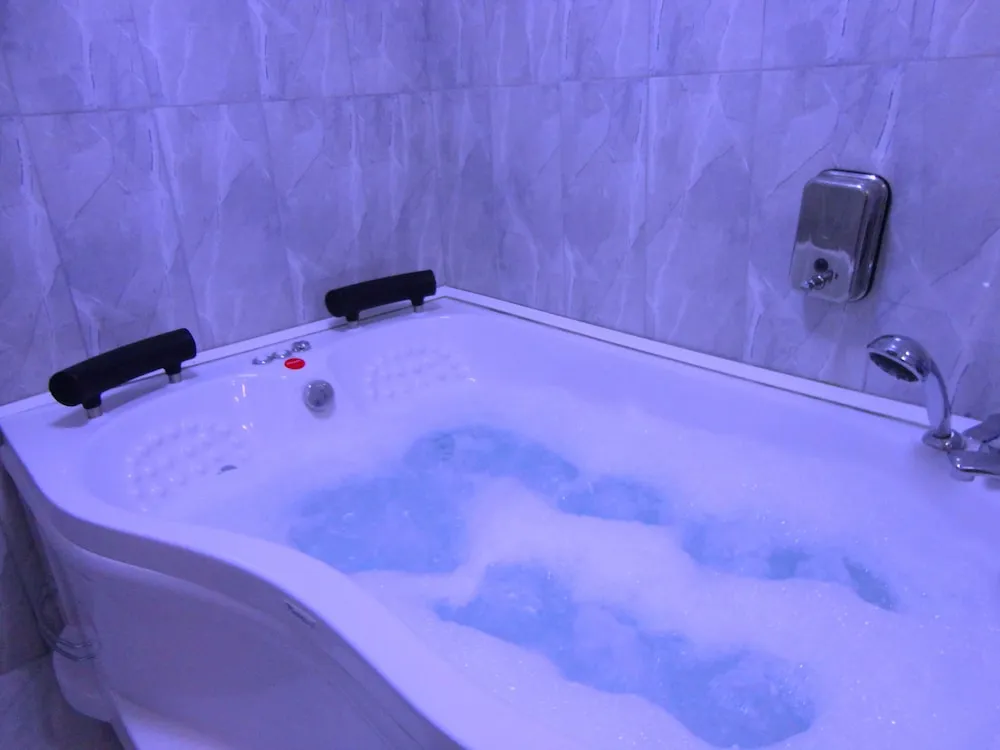 Deluxe Stüdyo Süit, 1 Yatak Odası, Sıcak Su Küveti
