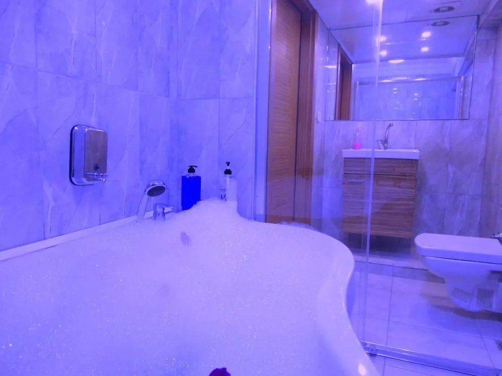 Deluxe Stüdyo Süit, 1 Yatak Odası, Sıcak Su Küveti