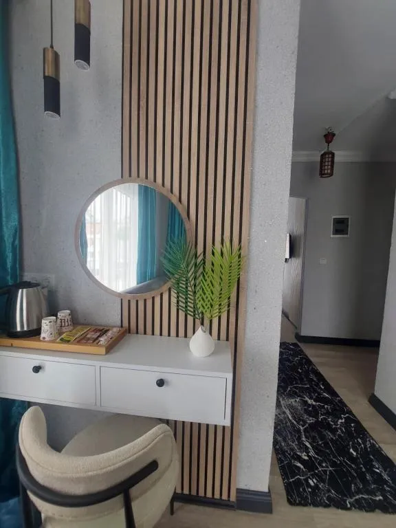 Comfort Aile Odası,Havuz Manzaralı,Balkonlu