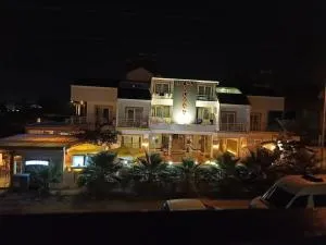 Dolunaydın Otel
