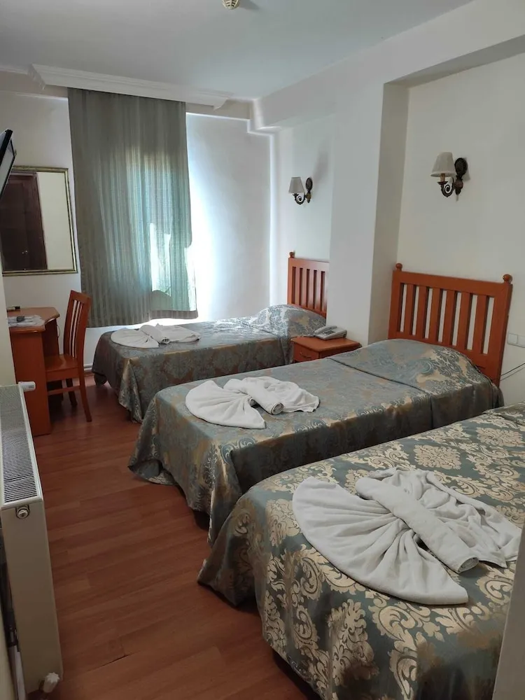 3 Ayrı Yataklı Oda