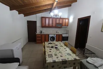 Hotel Ave Maria