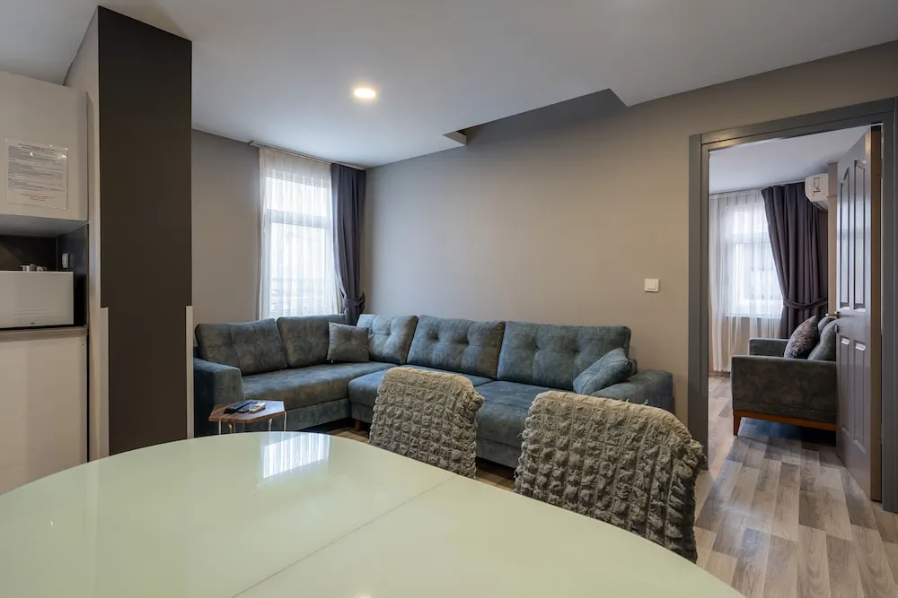 Classic Condo, 1 Bedroom 2 Childs