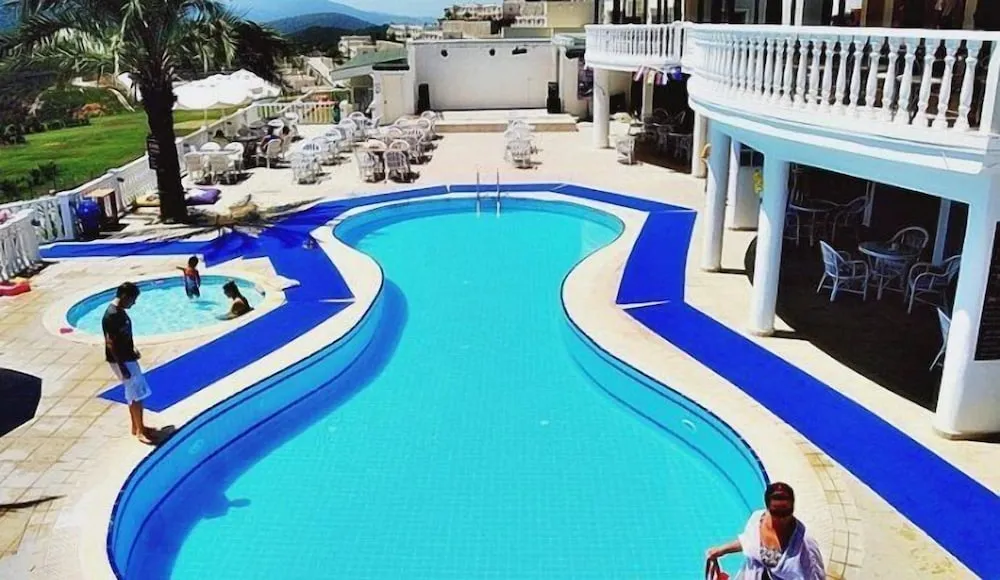 Flamingo Country Club Adabuku 2 Bedrooms