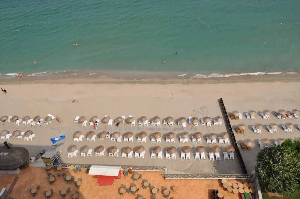 King Suite With Jakuzi and Sea View