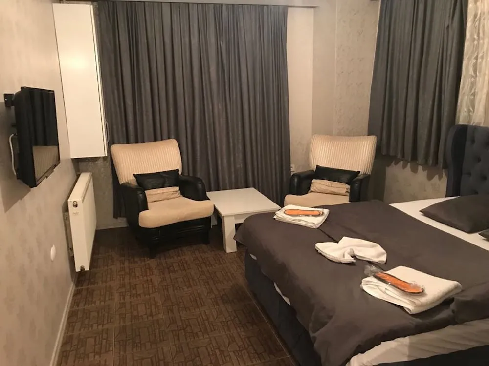 Deluxe Stüdyo Süit