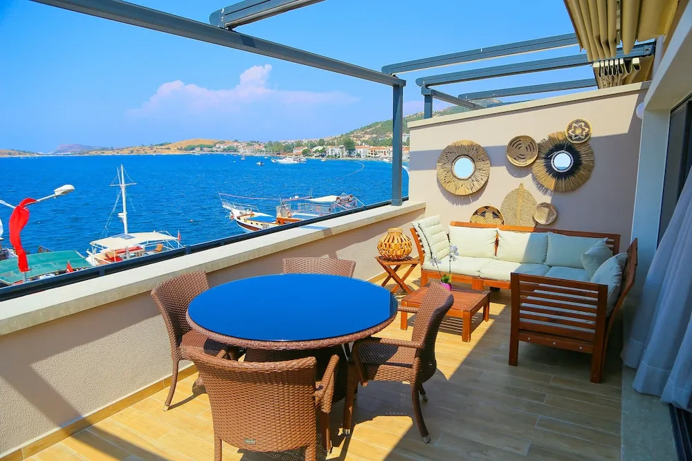 Luxury Oda, 1 En Büyük (King) Boy Yatak, Deniz Manzaralı